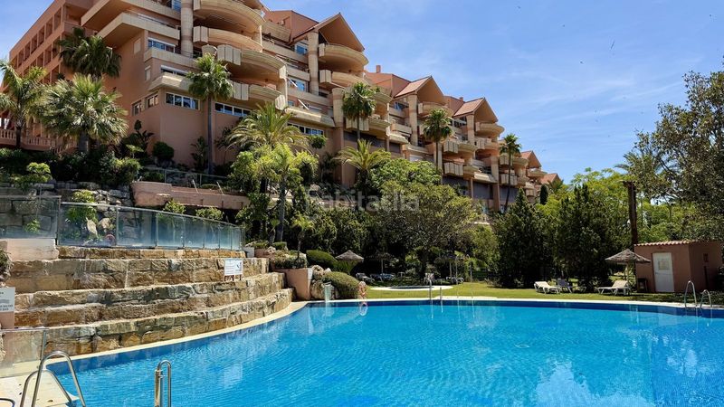 Foto c571b817-01f4-422f-afac-44ce2e12b3a9. Pis a Las Brisas Marbella