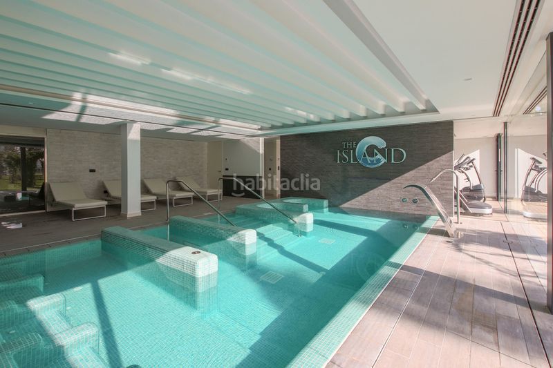 Foto 7df9a4e1-81e3-4aeb-b892-30cc1be21a59. Casa adosada en Centro Estepona