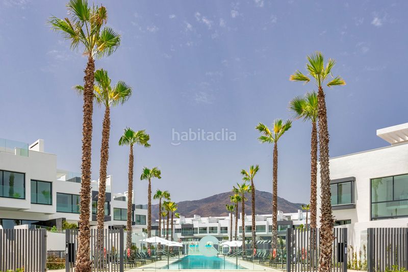 Foto 5c7ada6e-50d1-47ec-a375-d41f82fbf87c. Casa adossada amb aparcament a Centro Estepona