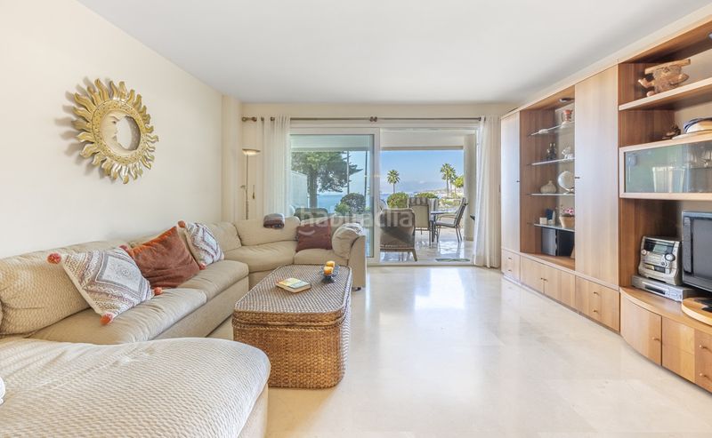 Foto 7f8b65b3-816c-4d44-9284-ebd368283020. Pis a Centro Estepona