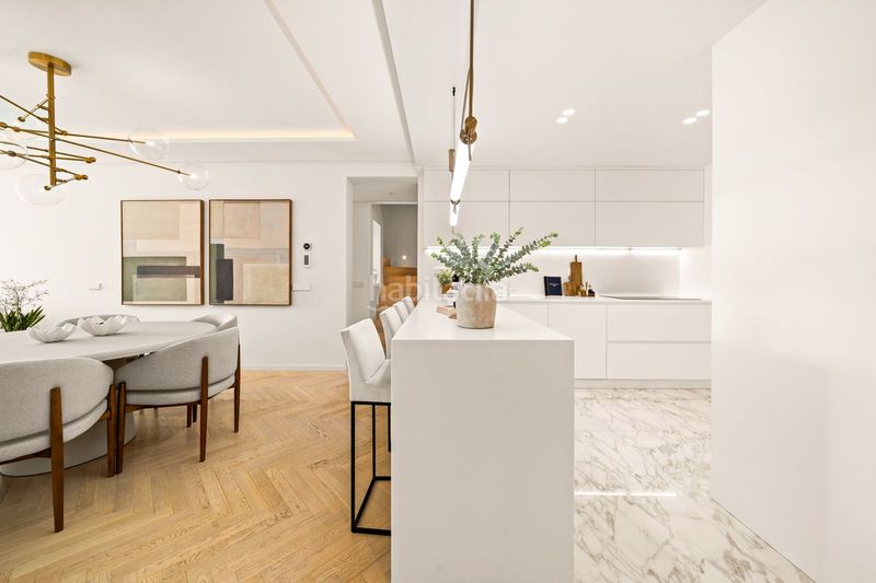 Foto 44a8605d-dc8d-4fcc-8989-2df5f8f8ed90. Àtic a Nueva Atalaya Estepona