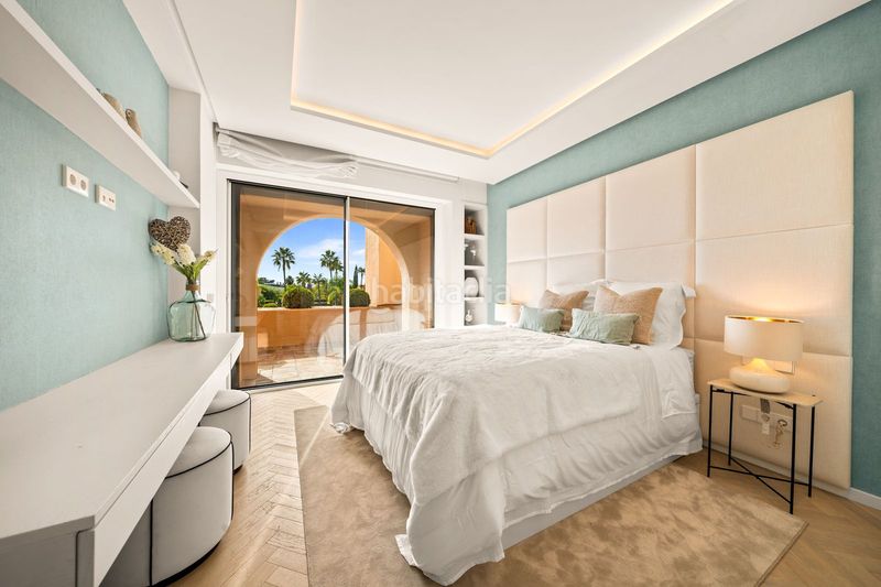 Foto f38bb8c0-811c-4883-af23-b0c1034fe455. Àtic a Nueva Atalaya Estepona