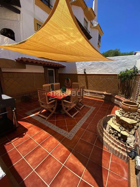 Foto 058877ae-f76c-4884-9343-ee141ab8ff37. Casa adossada amb aparcament a Centro Estepona