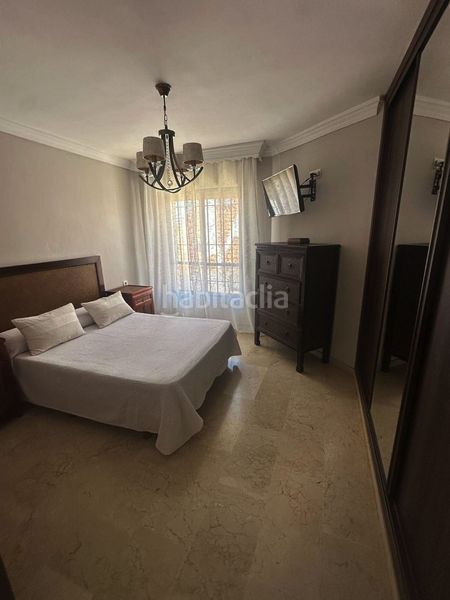Foto 58e59784-b3d9-400b-b5d0-509571ed5f0c. Casa adossada amb aparcament a Centro Estepona