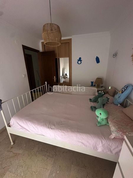 Foto af0663de-621b-4426-a2e5-9c81ccddab58. Casa adossada amb aparcament a Centro Estepona