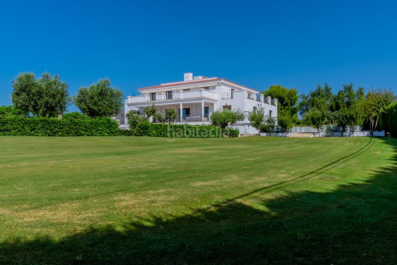Foto fcf29ebd-a4be-4792-b415-4ffd43119c23. Casa adossada amb aparcament a Guadalmina Alta Marbella