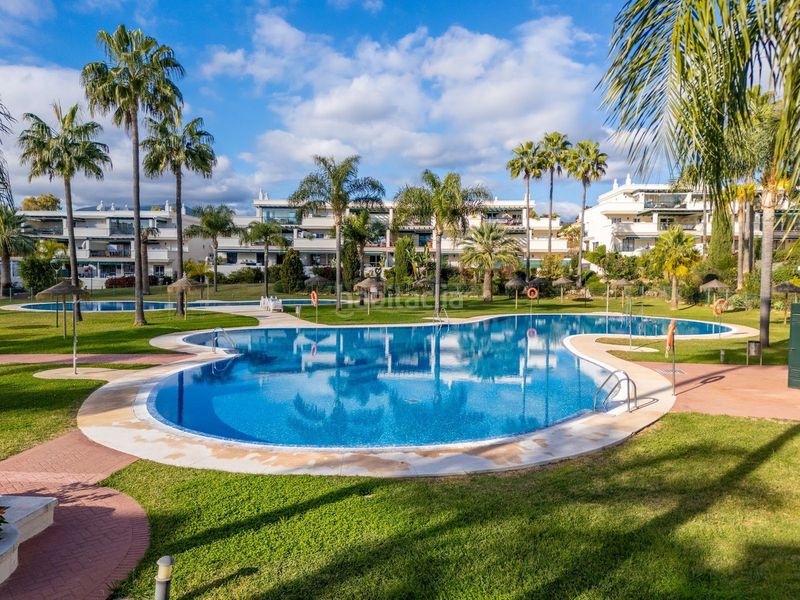 Foto 58f5db92-e022-46e0-9f4c-b336b1d55de9. Pis a Las Brisas Marbella