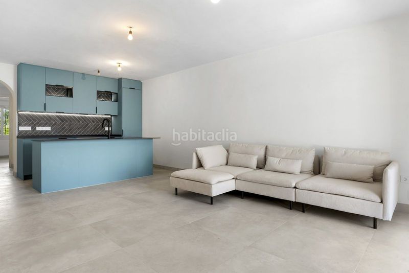 Foto aa1c986e-51a1-4985-badf-430a2c417d17. Pis amb aparcament a Las Brisas Marbella