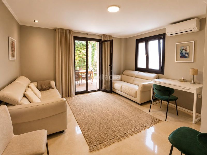 Foto 526f7e5e-97fe-4200-8d9b-fdad8d2d2d15. Casa adossada amb aparcament a Guadalmina Alta Marbella