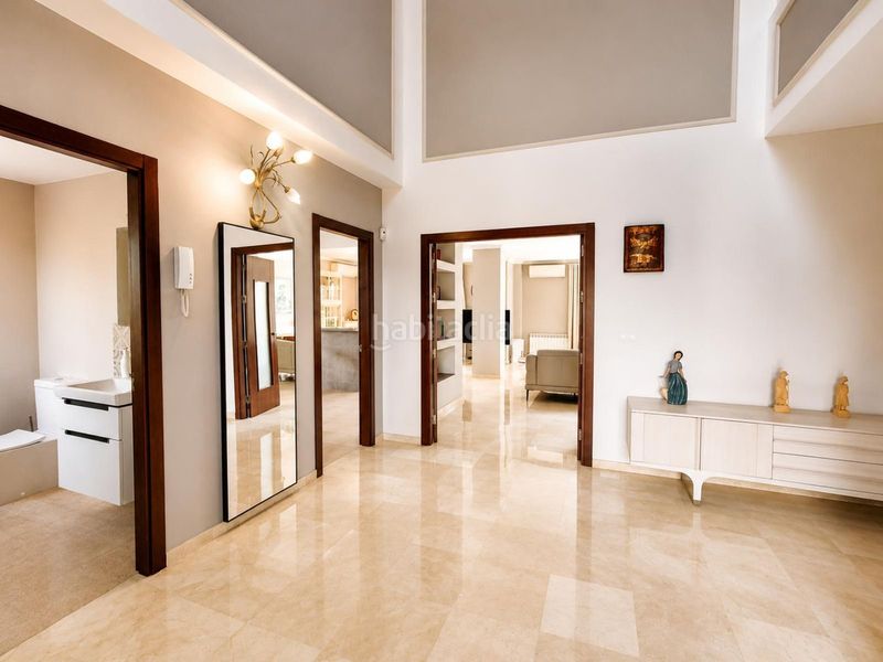 Foto 77e3d736-d0bb-4d5e-b9ee-36db6aacd58e. Casa adossada amb aparcament a Guadalmina Alta Marbella