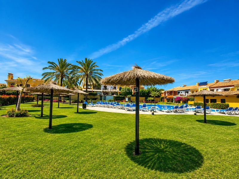 Foto d6884554-1562-4cfb-919f-07f53855a898. Casa adossada amb aparcament a Guadalmina Alta Marbella