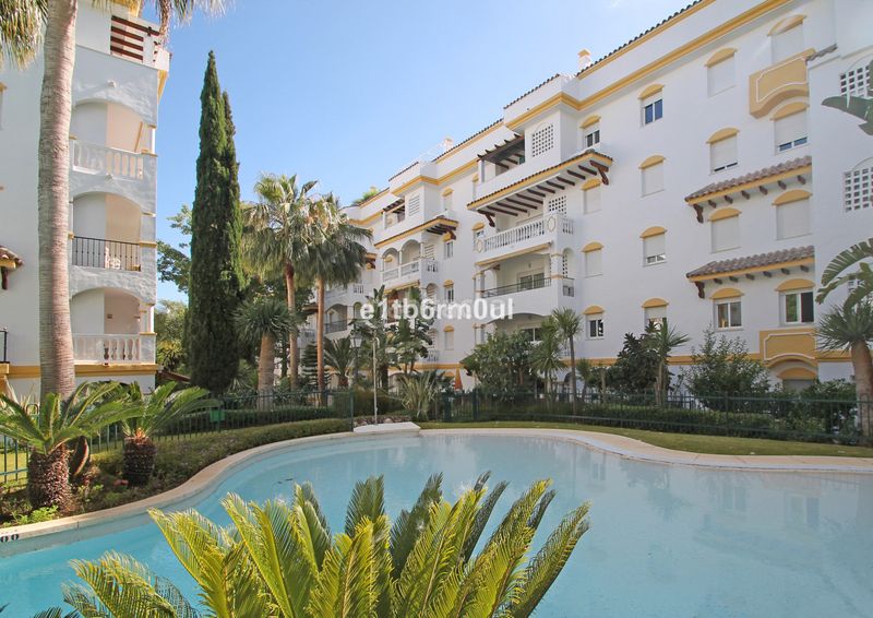 Foto a71efe3c-bd9b-4773-bc76-ab14e4521051. Pis a La Carolina - Guadalpín Marbella