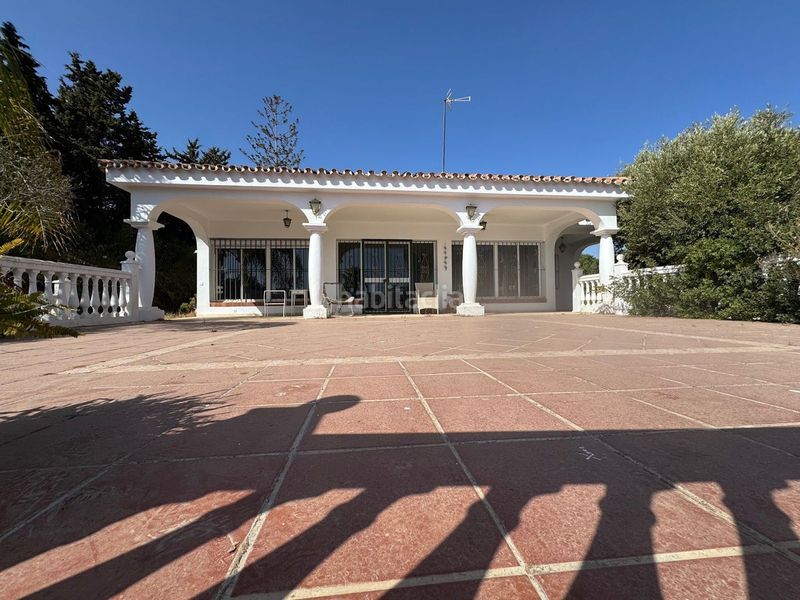 Foto 8d39ec1f-4718-4dc0-8647-0168a64d9d2d. Casa adossada a Centro Estepona
