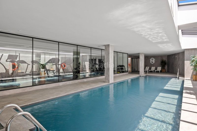 Foto 5f72b098-0650-48b2-982f-6b507e686c0a. Piso en Las Brisas Marbella