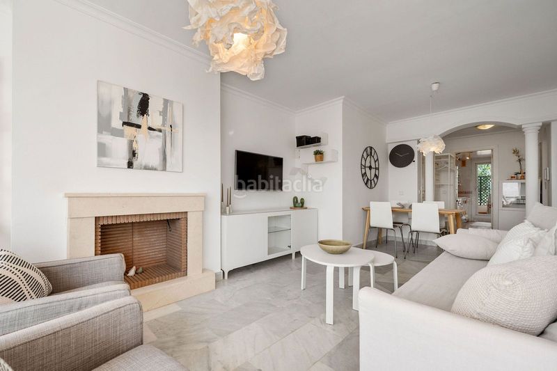 Foto 0e3bd195-60e5-4cba-80f3-4f3e52be6c24. Piso en Las Brisas Marbella