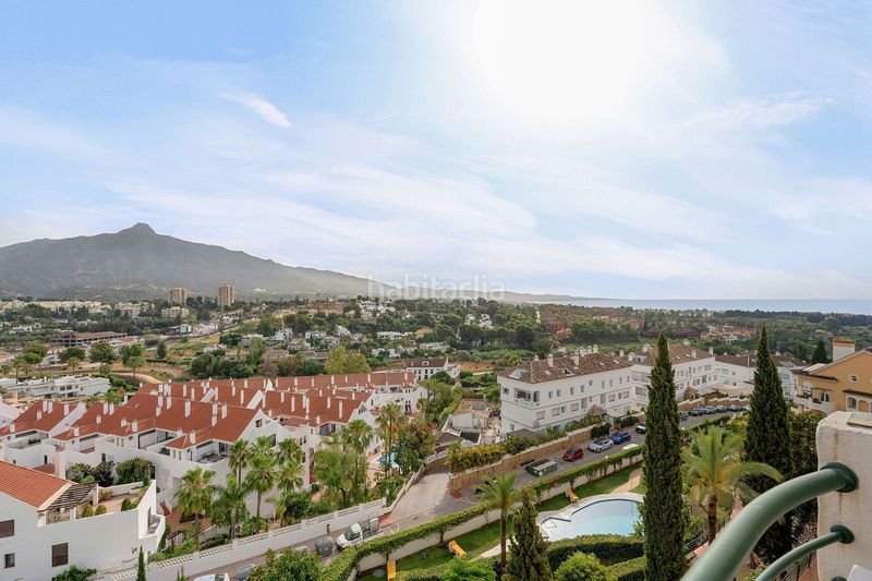 Foto ce1e8b99-1a30-4cb2-9349-057dfaaa59d3. Piso en Las Brisas Marbella