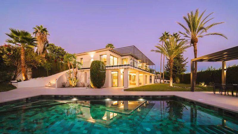 Foto a17960cb-b00e-4b01-8330-aac620750f8c. Casa adossada a La Carolina - Guadalpín Marbella