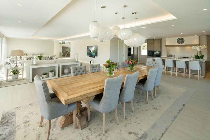 Foto c2bd30b6-fefb-4017-8707-b39cec74caf4. Casa adossada amb aparcament a Las Brisas Marbella