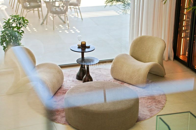Foto abbf5fbf-ee3a-4074-b3b9-6ba4e35a214c. Casa adossada a Las Brisas Marbella