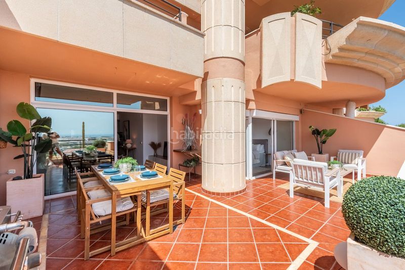 Foto 55e81d82-a3d1-460c-9bd3-b3d539b42605. Pis amb aparcament a Las Brisas Marbella