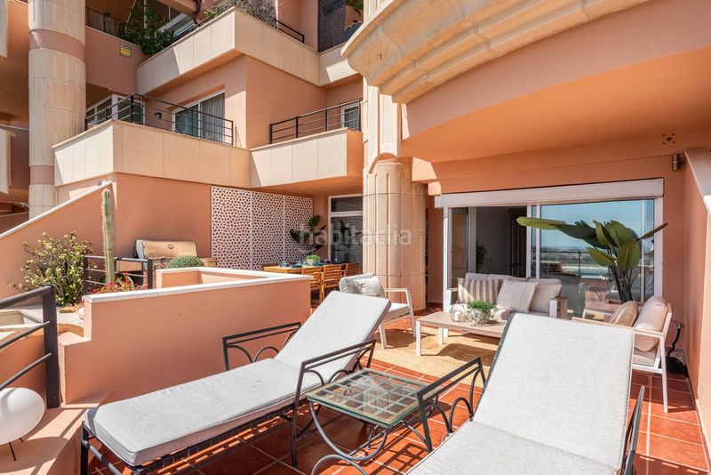 Foto dfd51c62-2c0b-4591-bd64-de4459e7c643. Pis amb aparcament a Las Brisas Marbella