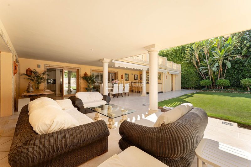Foto d04387c4-214b-4114-a5ea-1757c982eb18. Casa adossada amb aparcament a Las Brisas Marbella
