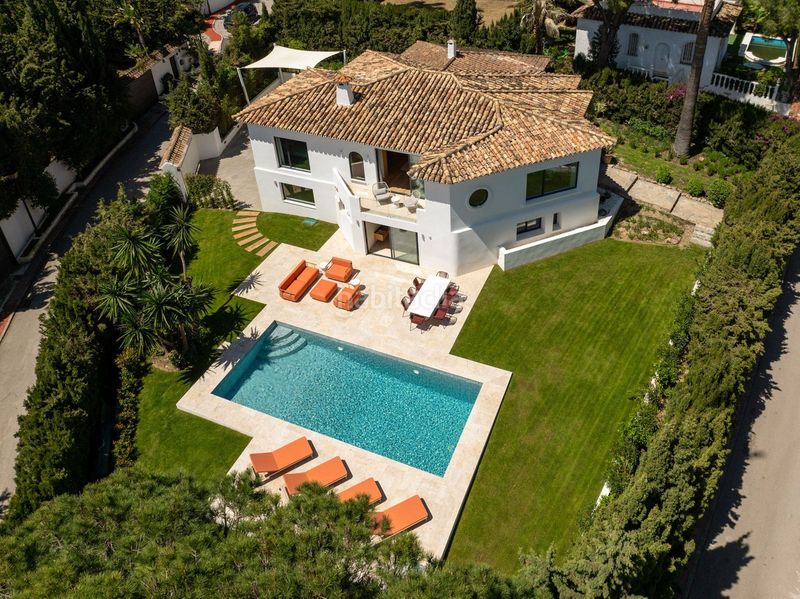 Foto 670fd92e-b294-4731-91e2-1aee15a10d65. Casa adossada a Las Brisas Marbella