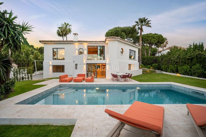 Foto 86178937-b4d4-4e29-ba31-a0e5120cc24d. Casa adossada a Las Brisas Marbella