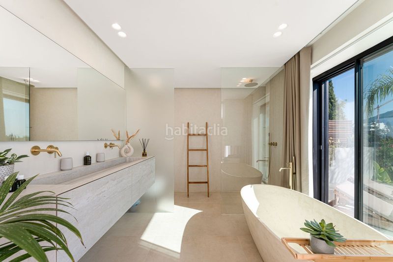 Foto 0f3d7aed-d6b8-4044-aa18-bcd2da24a6bd. Casa adossada a Las Brisas Marbella