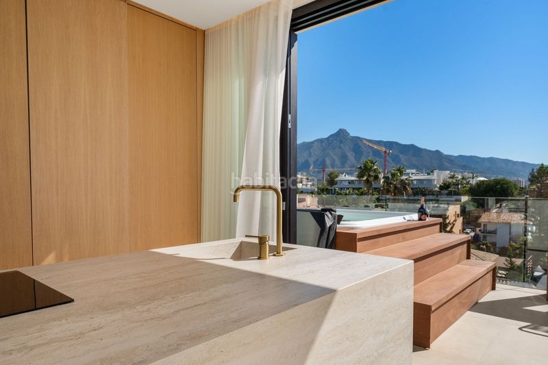 Foto 286d19f8-798b-45c8-a8b6-7326b532567c. Casa adossada a Las Brisas Marbella