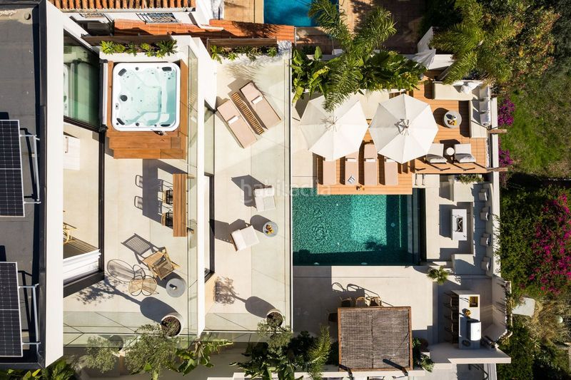 Foto c5011bb0-5e2a-40eb-90ba-a37e50a73d8a. Casa adossada a Las Brisas Marbella