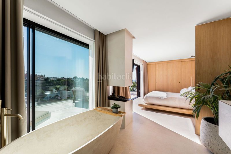 Foto cc104e6a-7770-4389-aed5-0b7771089a5d. Casa adossada a Las Brisas Marbella