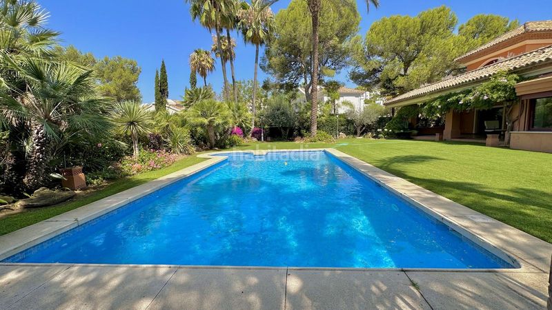 Foto 291a7f3c-57c7-44d7-b18d-083daa12b28c. Casa adossada a La Carolina - Guadalpín Marbella