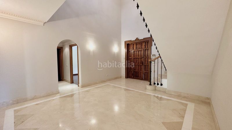 Foto 55b4fbb3-8139-4d94-8306-f8cf92bcbf1e. Casa adossada a La Carolina - Guadalpín Marbella
