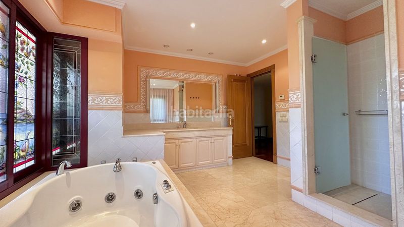 Foto 67d242f8-4cba-4d54-a330-3663e30e6af2. Casa adossada a La Carolina - Guadalpín Marbella