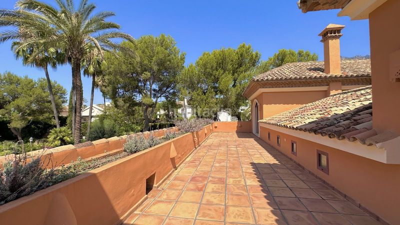 Foto 6ae79793-949c-4a85-a895-140b4b3d603c. Casa adossada a La Carolina - Guadalpín Marbella