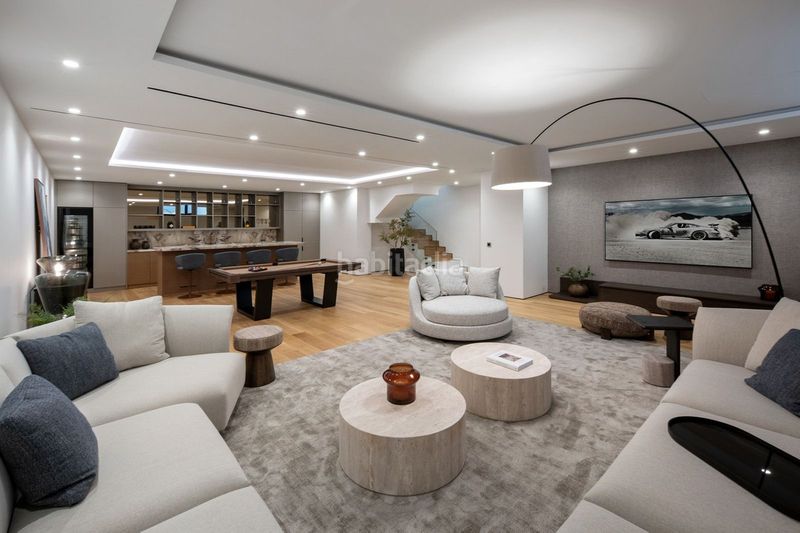 Foto d0625640-c2e5-4e43-83e4-535707204d6e. Dúplex a La Carolina - Guadalpín Marbella