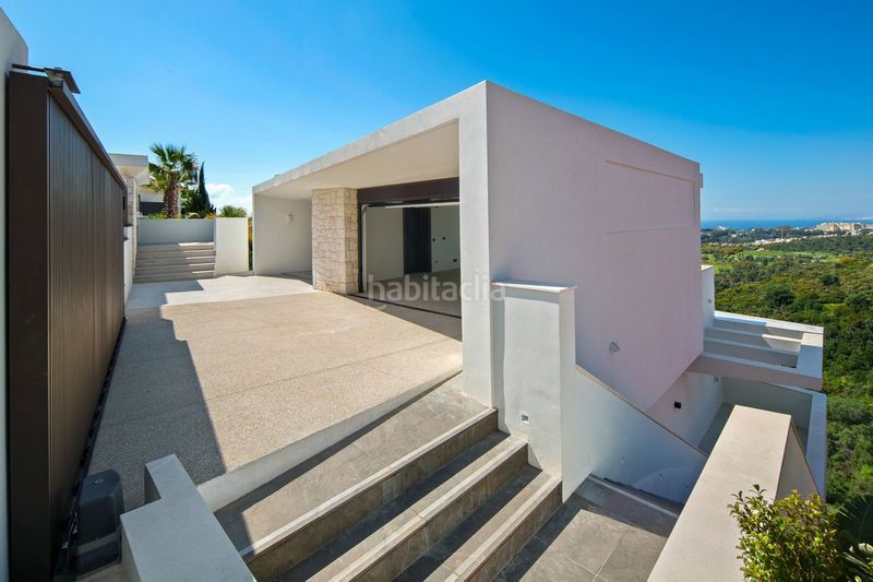 Foto 7524f597-b118-4e69-808d-e1a0a71b4458. Casa adossada amb aparcament a El Rosario - Ricmar Marbella