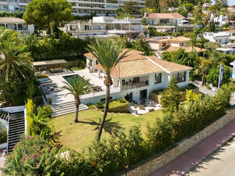 Foto 652eeeff-6ff5-464e-a93e-e8568161b00d. Casa adossada amb aparcament a Las Brisas Marbella