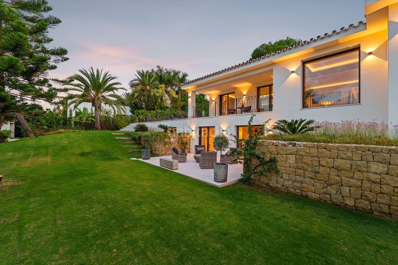Foto 728a40df-1d37-48c7-834c-345ffd896350. Casa adossada amb aparcament a Las Brisas Marbella