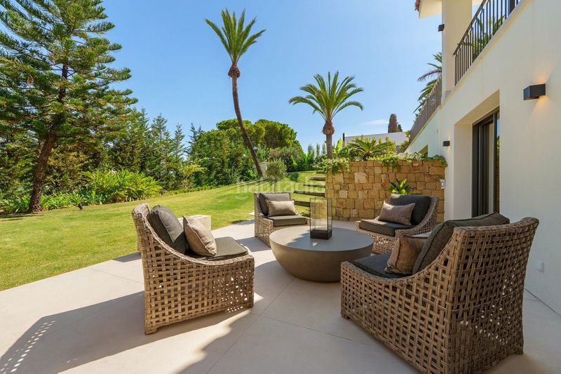 Foto fd38fcba-87c3-409e-876c-f51134689e06. Casa adossada amb aparcament a Las Brisas Marbella