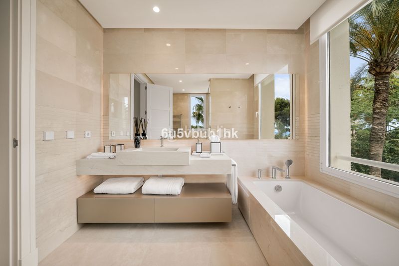 Foto ec97b2d3-dd2b-4479-b743-46e4072ad9a5. Pis a Casco Antiguo Marbella