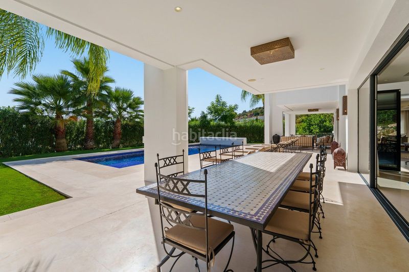 Foto 5856db93-f506-45be-bfe3-22d8f5c4b3aa. Reihenhaus mit parking in Las Brisas Marbella