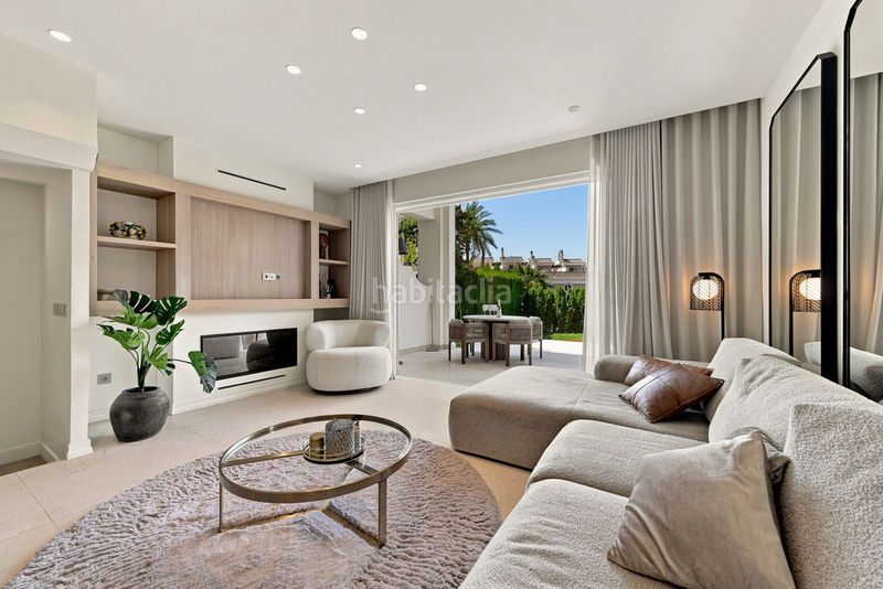 Foto bfd4a8b9-5831-4408-94fd-3e121fd8f2a7. Casa adossada a bahía de Marbella Marbella
