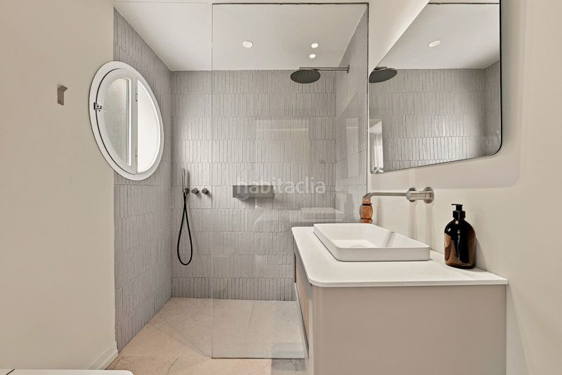 Foto e5e0b3c3-22a8-4306-b1fa-acce799e756b. Casa adossada a bahía de Marbella Marbella