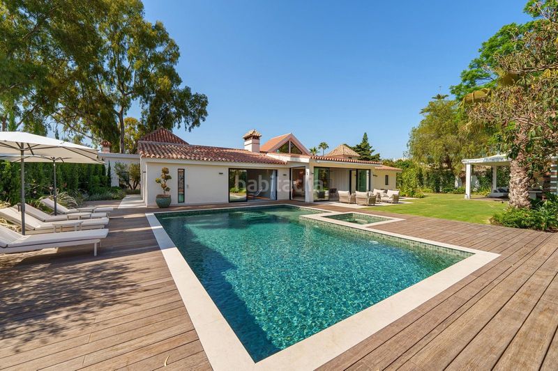 Foto 49faba6e-c110-48e3-aa66-7e5280a74e64. Casa adossada a Puerto Banús Marbella