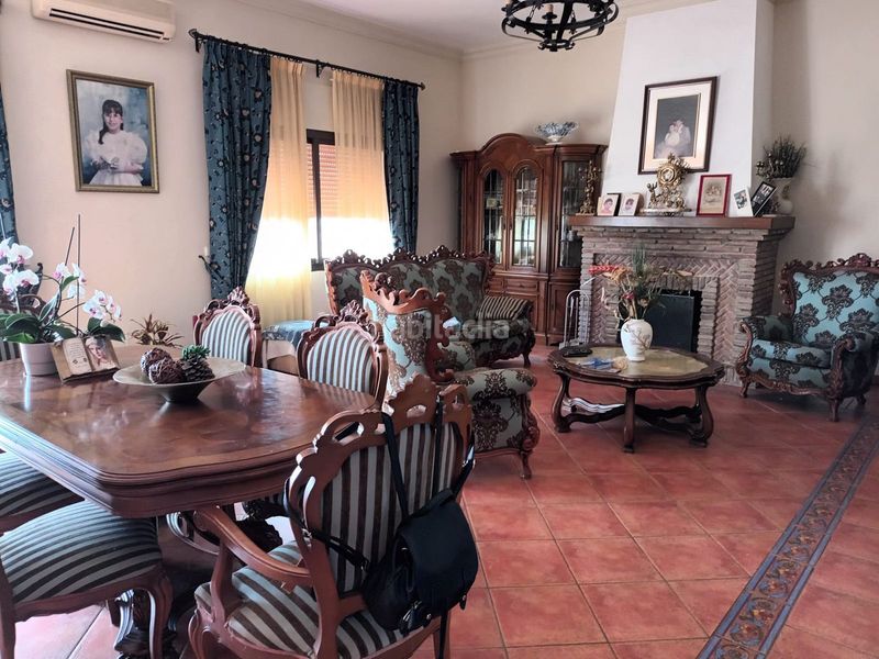 Foto c67b5f9c-0434-4649-ad8a-0c21c76e4c7f. Casa adossada a Cancelada Estepona