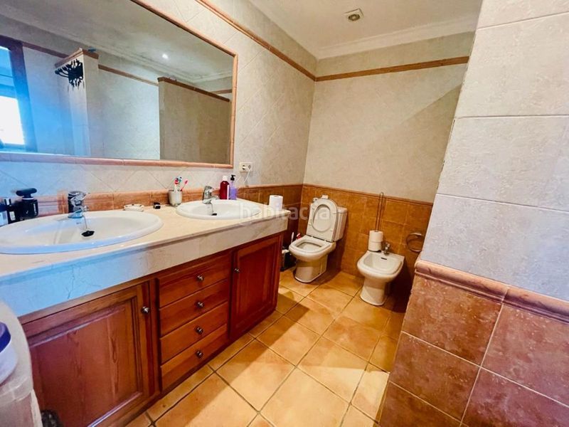 Foto f196b9bb-c534-4593-ab7b-e2c25064a3d6. Casa adossada a Cancelada Estepona