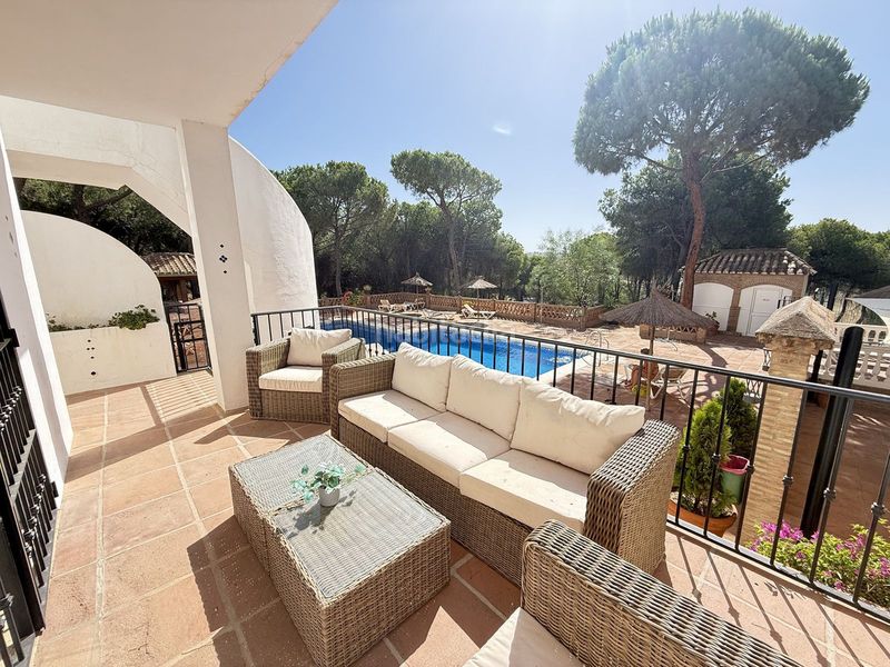 Foto dcd0ae64-4c64-4116-9662-44a40e34a771. Pis a Aloha Marbella