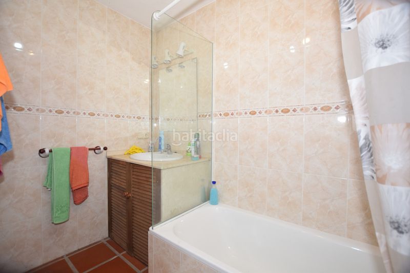 Foto 98fbf572-8d3d-4029-aea3-6f67c50f8e2d. Maison jumelée dans San Pedro de Alcántara Pueblo Marbella